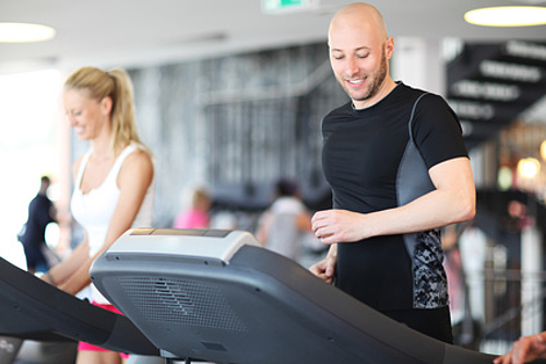 ausdauertraining abnehmen arabella fitnessstudio Abnehmen und Training im Fitnessstudio